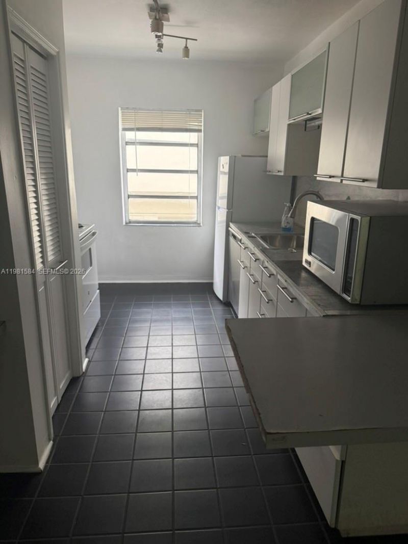 424 NE 82nd St, Unit 4C, Miami, FL 33138 Photo