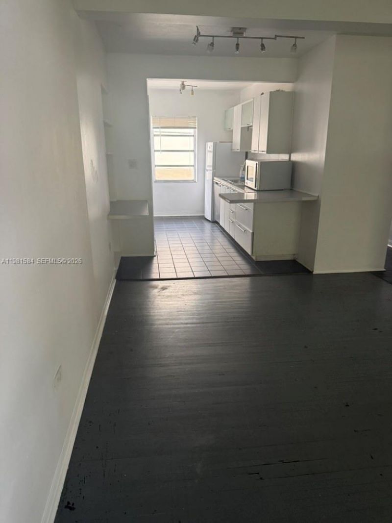 424 NE 82nd St, Unit 4C, Miami, FL 33138 Photo