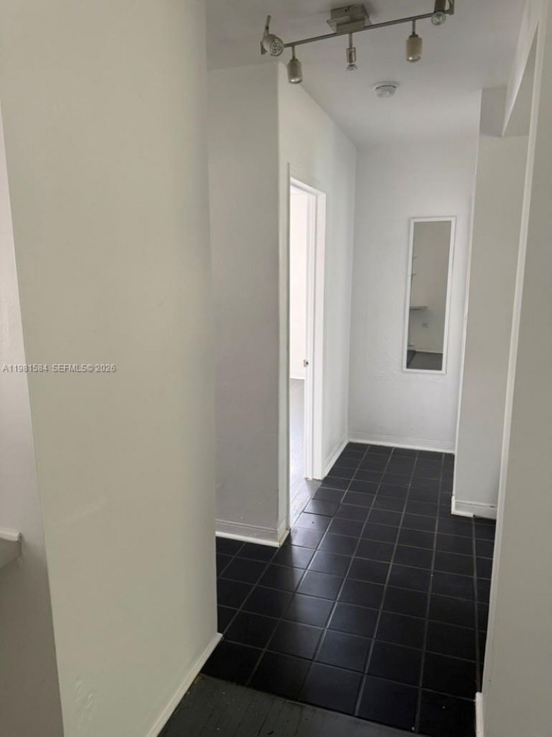 424 NE 82nd St, Unit 4C, Miami, FL 33138 Photo