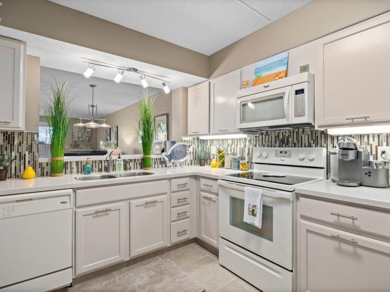 42 Marina Point Drive, Sandusky, OH 44870 Photo 6