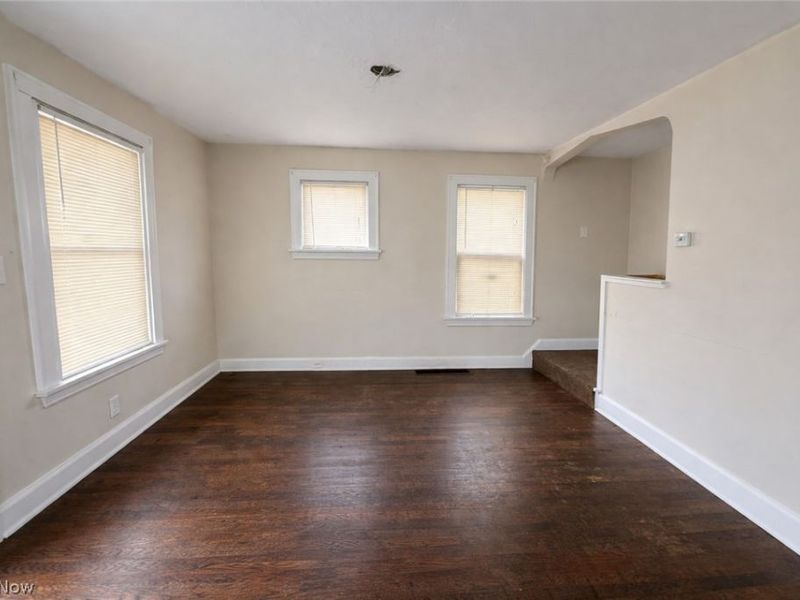 10805 Avon Avenue, Cleveland, OH 44105 Photo 2