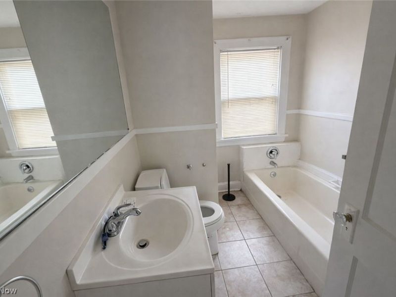 10805 Avon Avenue, Cleveland, OH 44105 Photo 4