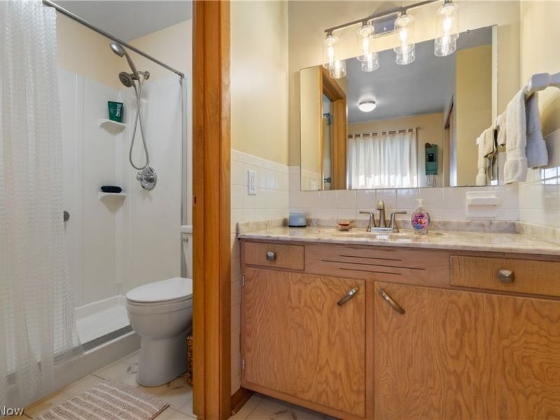 415 Valeside Avenue NE, Massillon, OH 44646 Photo 18