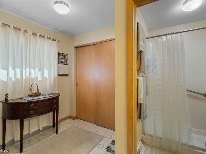 415 Valeside Avenue NE, Massillon, OH 44646 Photo 19