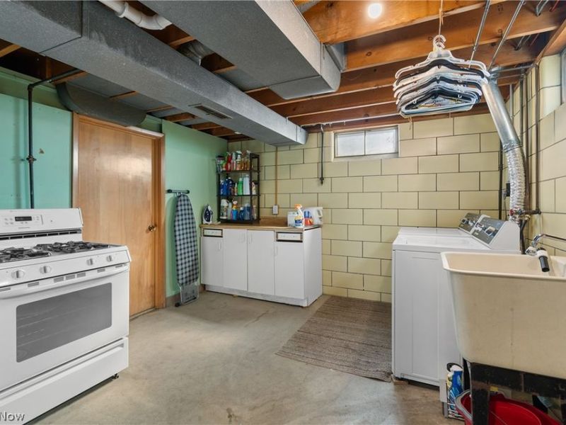 415 Valeside Avenue NE, Massillon, OH 44646 Photo 30