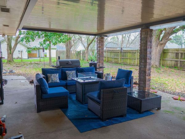 14213 Elmbridge Ave, Baton Rouge, LA 70819