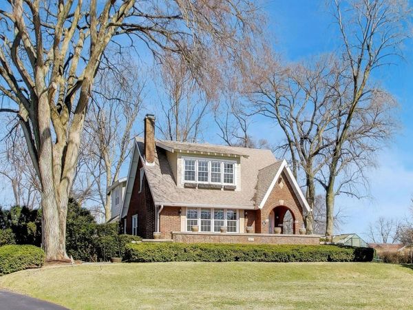 607 Miller Street , Beecher, IL 60401