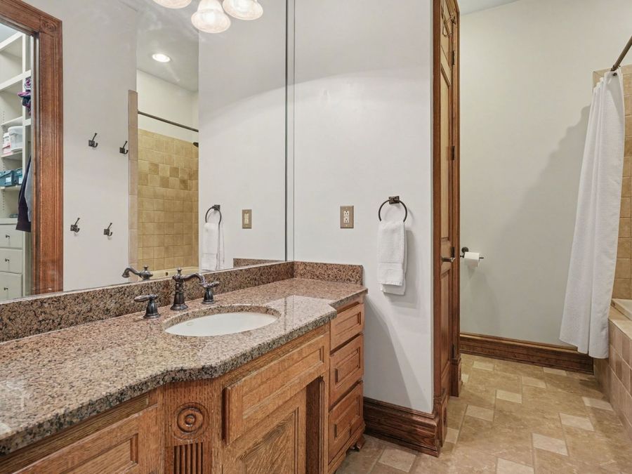 Property Image 62