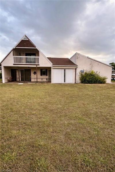 408 SW 37th Ter, Cape Coral, FL 33914 Photo