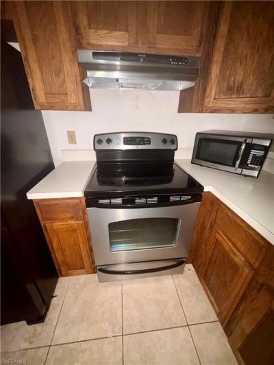 408 SW 37th Ter, Cape Coral, FL 33914 Photo