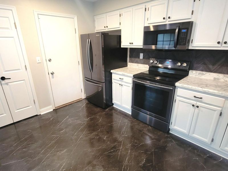 1608 Shady Cove Lane, Florence, KY 41042 Photo 8