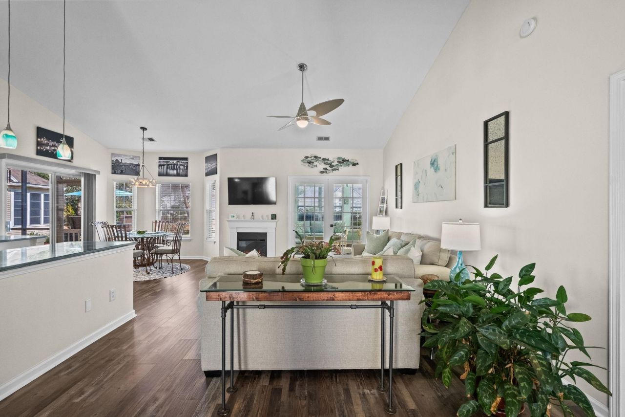 1432 Winged Foot Ct. Photo 9