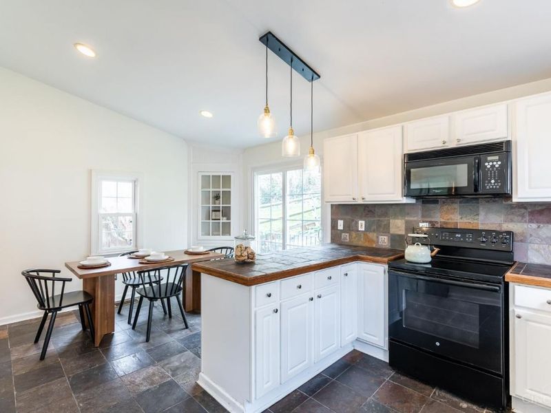 463 Stanley Avenue, Cincinnati, OH 45226 Photo 12