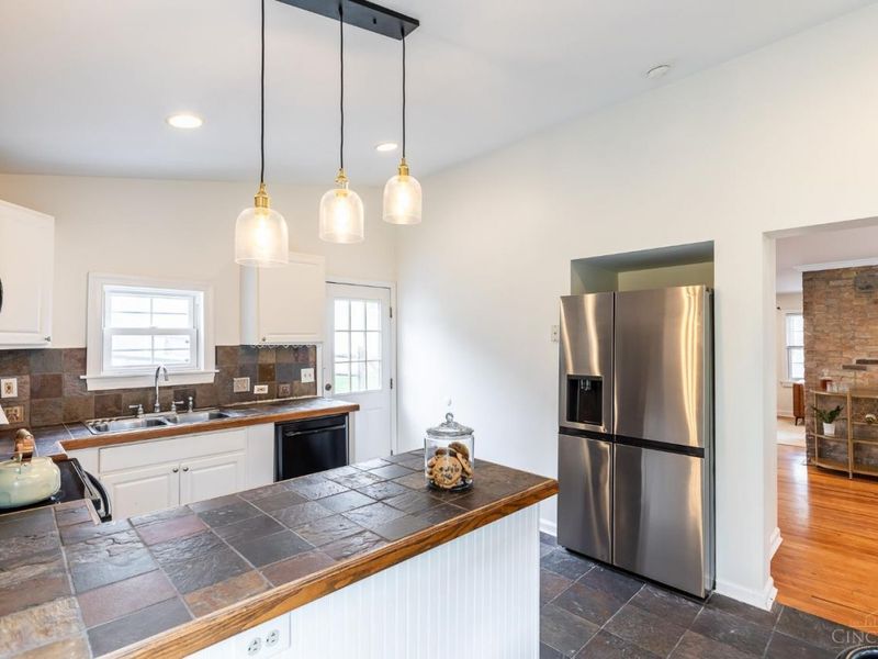 463 Stanley Avenue, Cincinnati, OH 45226 Photo 13