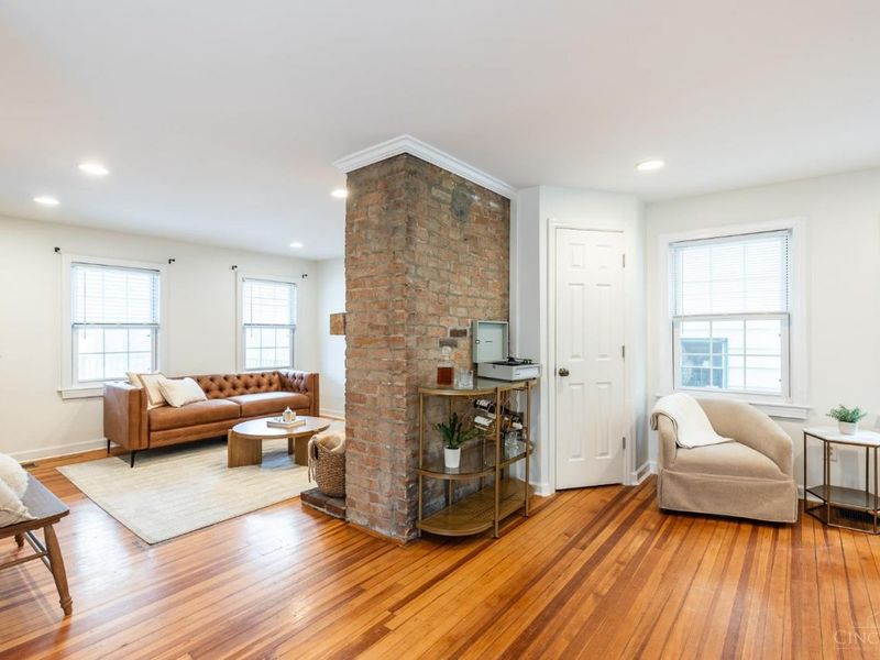 463 Stanley Avenue, Cincinnati, OH 45226 Photo 5