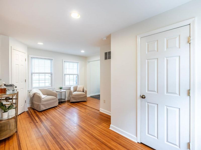 463 Stanley Avenue, Cincinnati, OH 45226 Photo 6