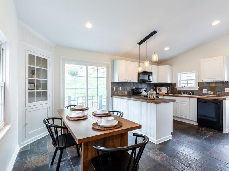 463 Stanley Avenue, Cincinnati, OH 45226 Photo 9