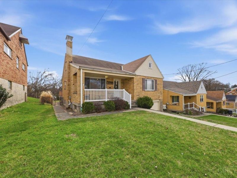 5961 Lawrence Road, Green Township, OH 45248 Photo 3