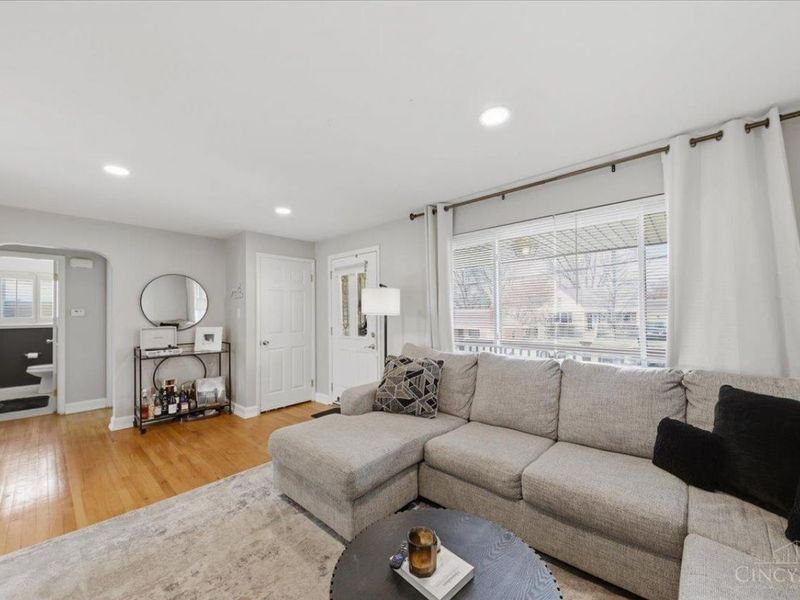 5961 Lawrence Road, Green Township, OH 45248 Photo 8