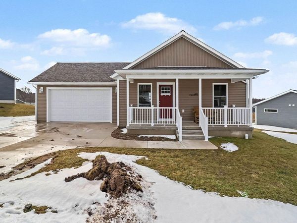 261 Stonecrest Drive, Shelby, MI 49455