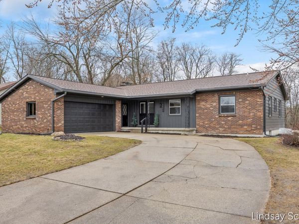 4495 Trail View Drive NE, Grand Rapids, MI 49525