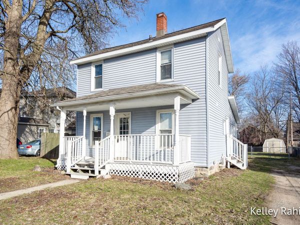 411 E Green Street, Hastings, MI 49058