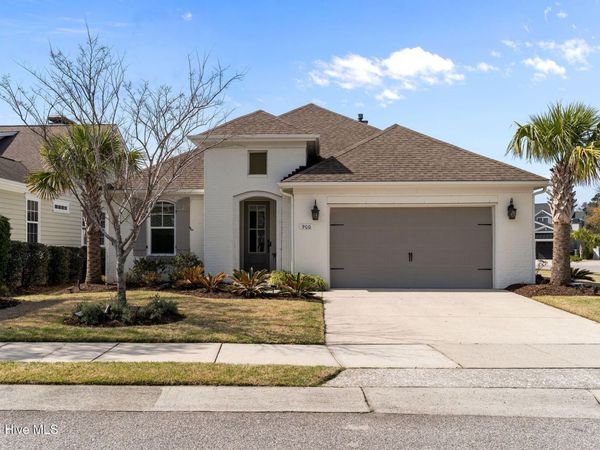 900 Bedminister Lane, Wilmington, NC 28405