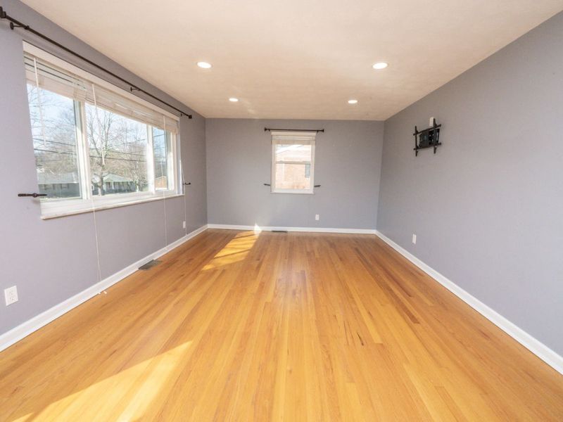 758 Rogers Road, Villa Hills, KY 41017 Photo 2