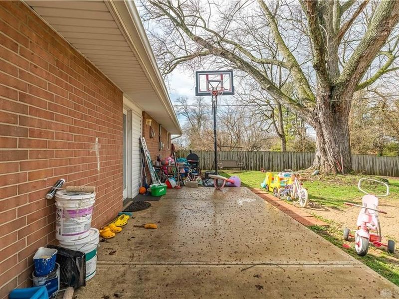 1182 Bellbrook Avenue, Xenia, OH 45385 Photo 22