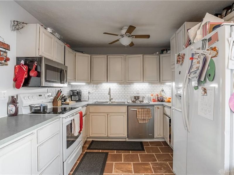 1182 Bellbrook Avenue, Xenia, OH 45385 Photo 6