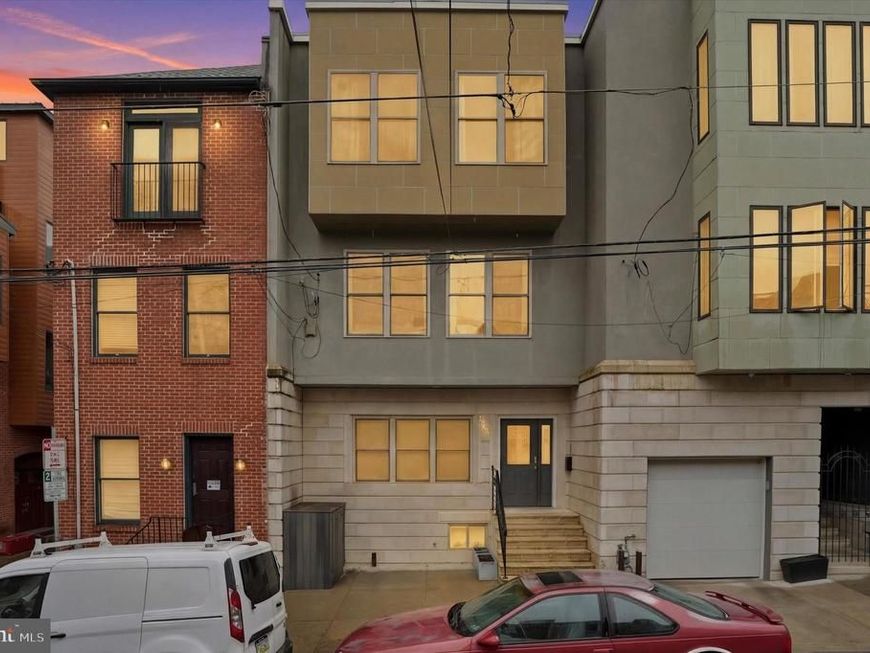 1011 N Orianna Street, Philadelphia, PA 19123 Main Photo