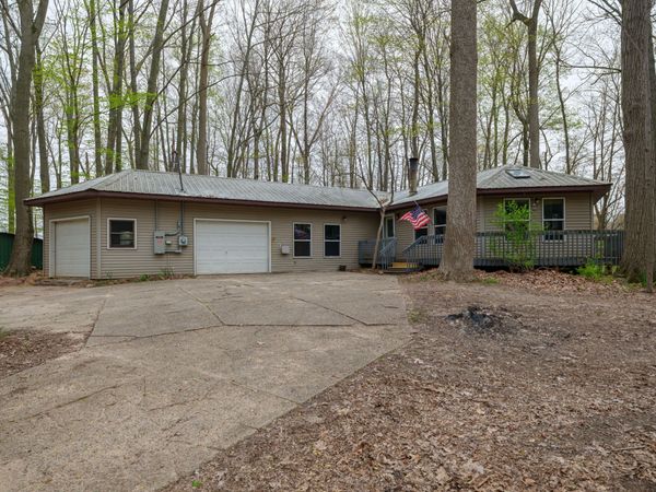 22431 Paulson Road, Gobles, MI 49055