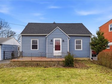 795 Mineral Springs Road, Buffalo, NY 14224