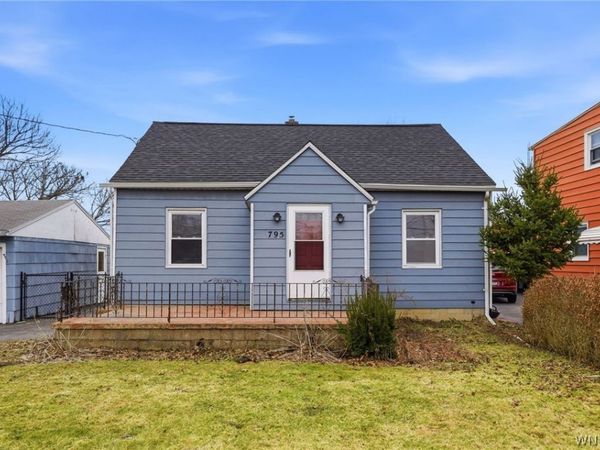795 Mineral Springs Road, Buffalo, NY 14224