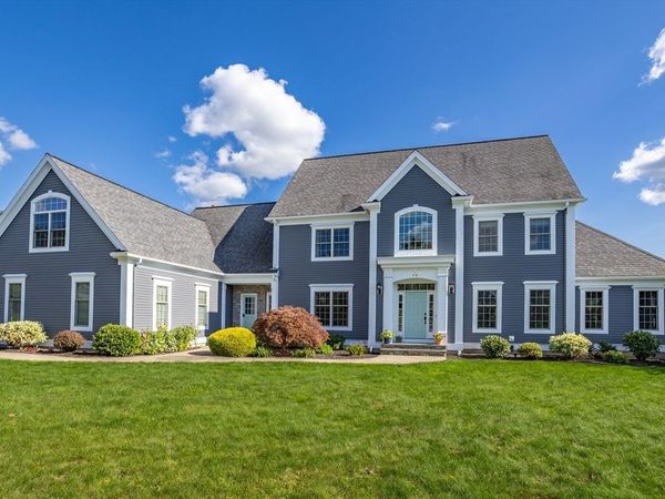 14 Fairway Drive, Northborough, MA 01532