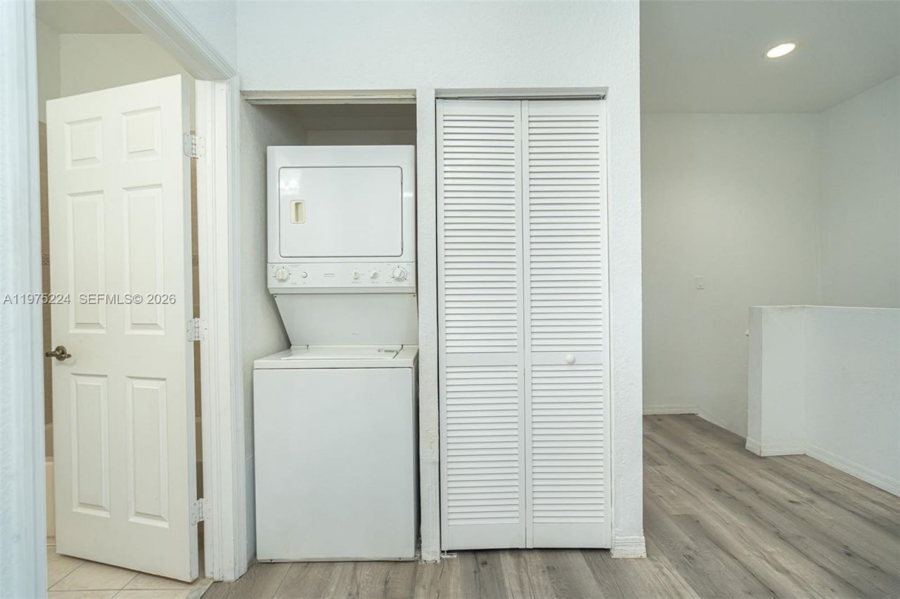 14046 SW 49th St , Unit 16, Miramar, FL 33027 Photo