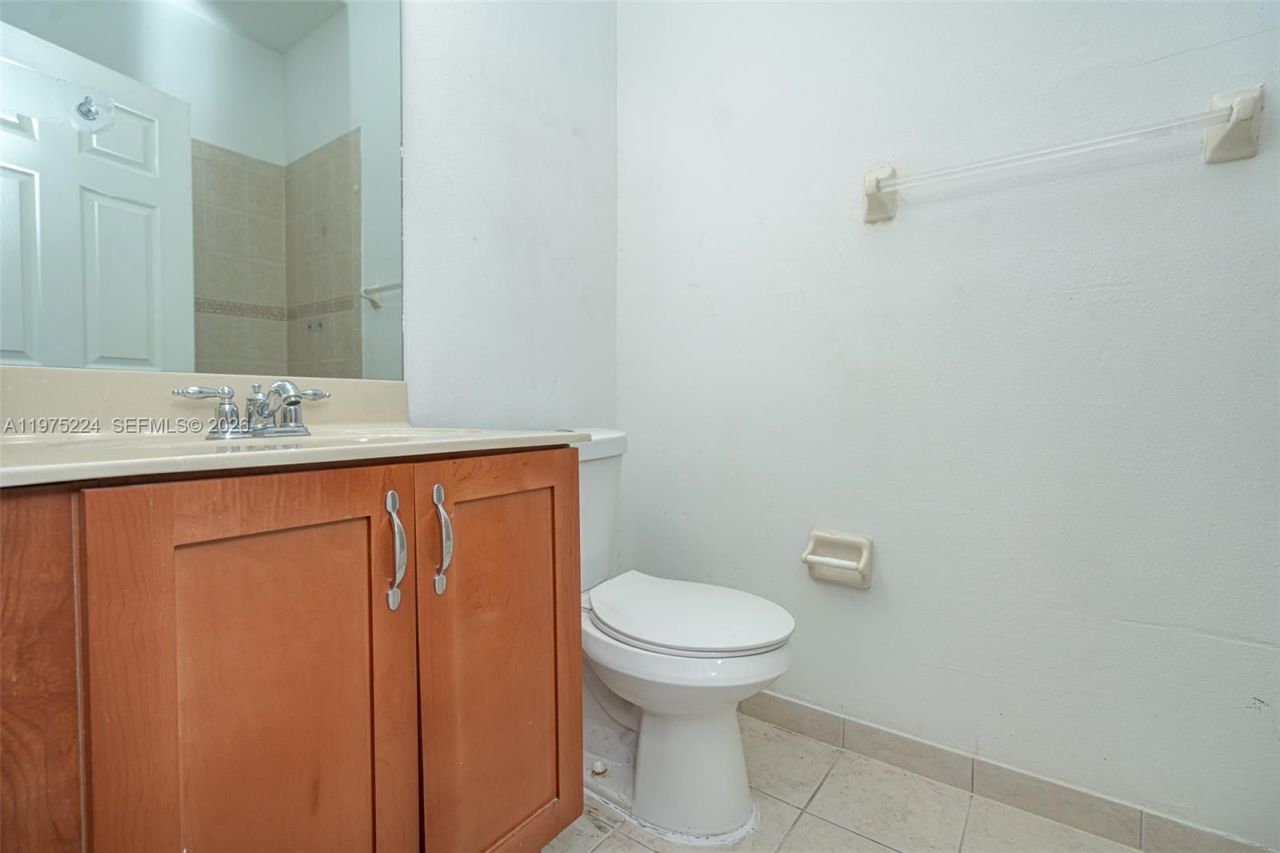 14046 SW 49th St , Unit 16, Miramar, FL 33027 Photo