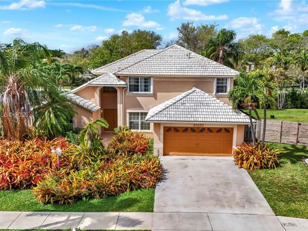 21232 SW 94th Ct, Cutler Bay, FL 33189