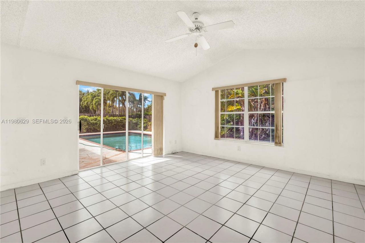 21232 SW 94th Ct, Cutler Bay, FL 33189 Photo