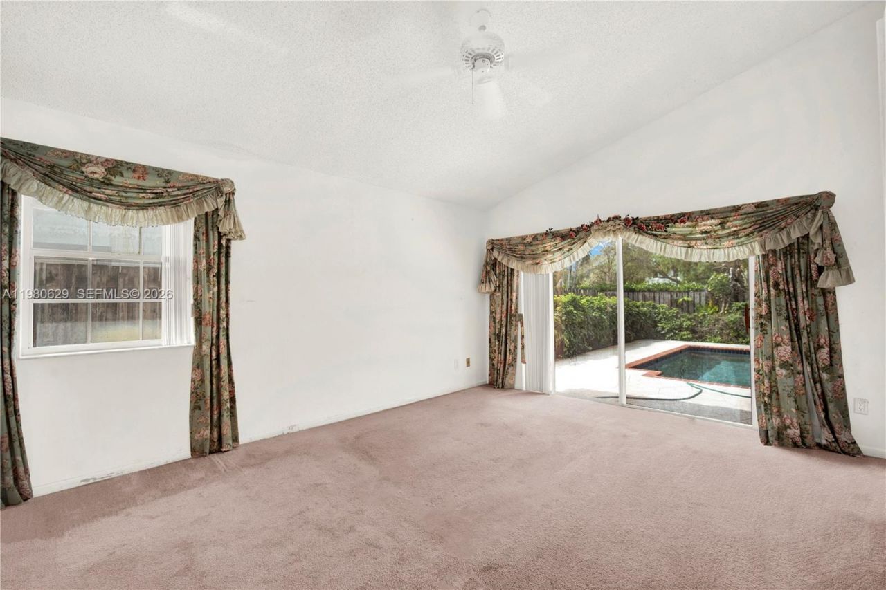 21232 SW 94th Ct, Cutler Bay, FL 33189 Photo