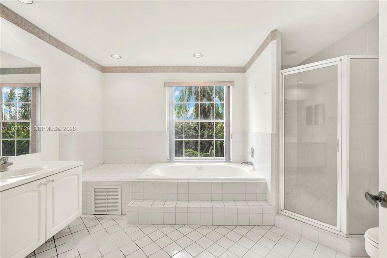 21232 SW 94th Ct, Cutler Bay, FL 33189 Photo