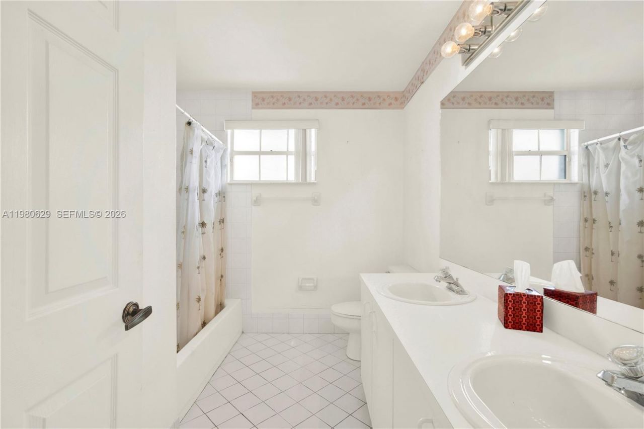 21232 SW 94th Ct, Cutler Bay, FL 33189 Photo