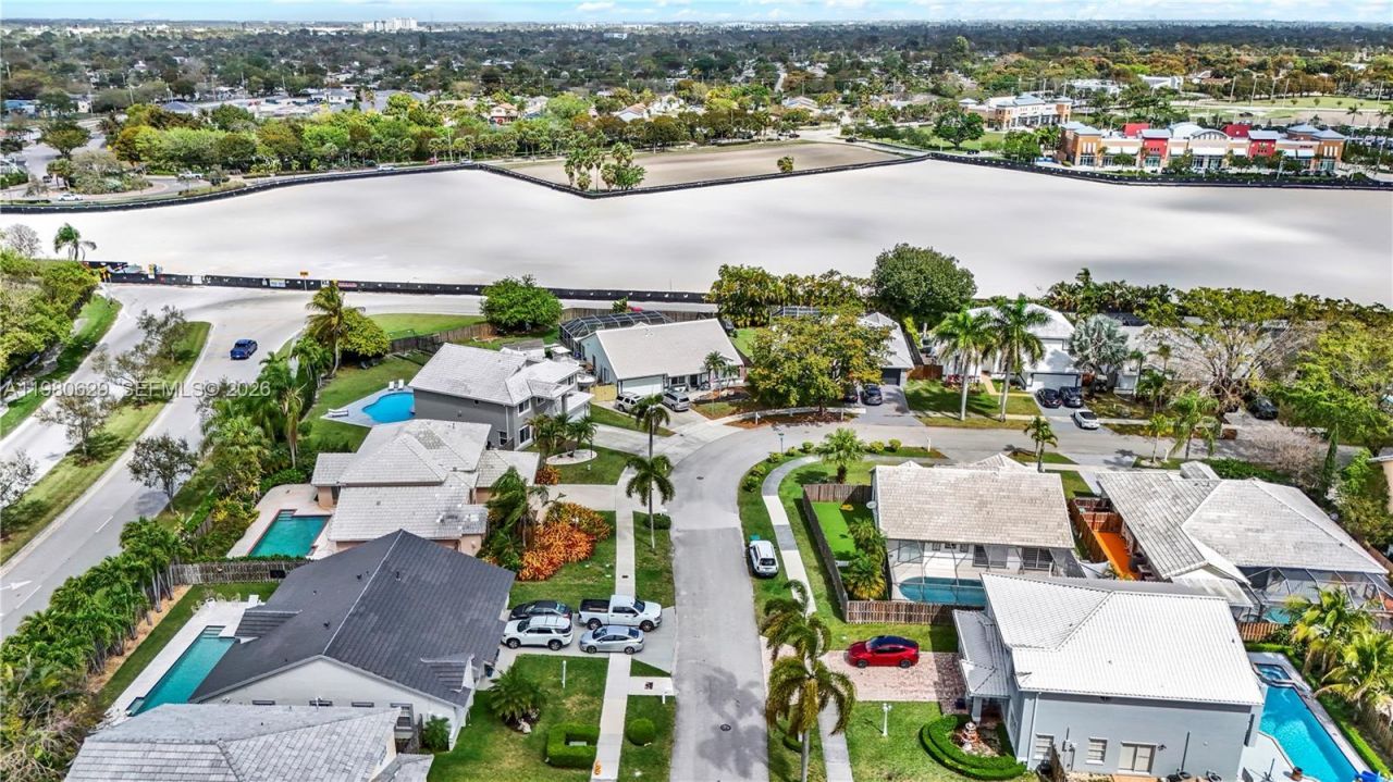 21232 SW 94th Ct, Cutler Bay, FL 33189 Photo