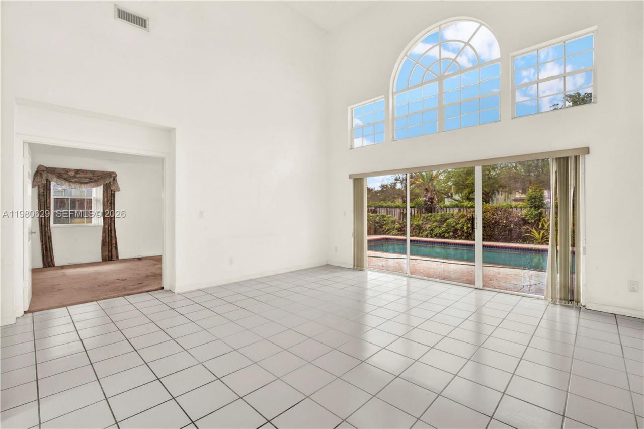 21232 SW 94th Ct, Cutler Bay, FL 33189 Photo