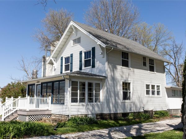 407 Broad Street, Story City, IA 50248