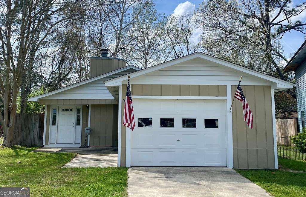 9 Crestwood Circle, Valdosta, GA 31602 Main Photo