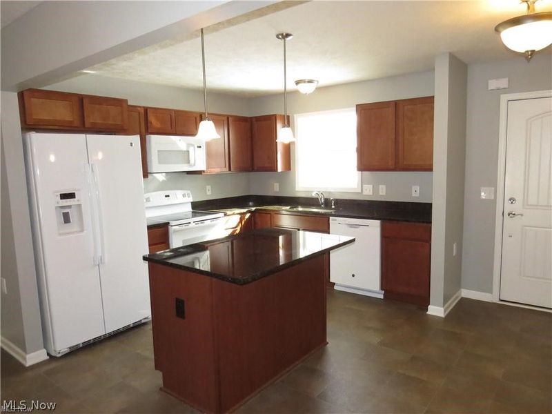 1733 Blase Nemeth Road, Painesville, OH 44077 Photo 2