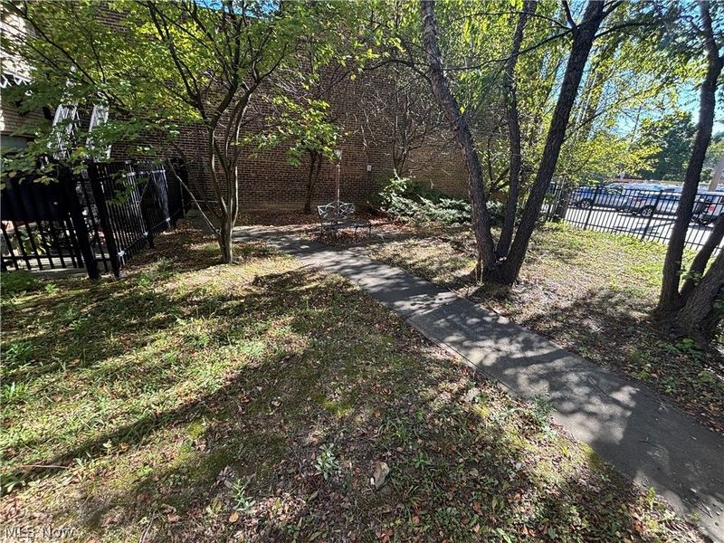 5644 Broadway Avenue, Unit 203, Cleveland, OH 44127 Photo 10