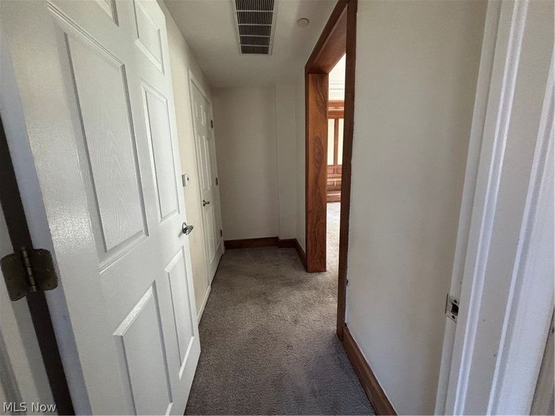 5644 Broadway Avenue, Unit 203, Cleveland, OH 44127 Photo 8