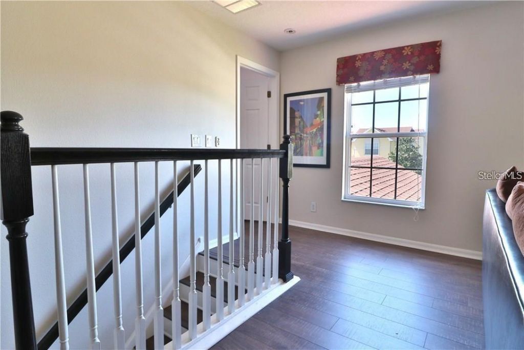 10217 Dolce Vista Drive Ne, Saint Petersburg, FL 33702 Photo